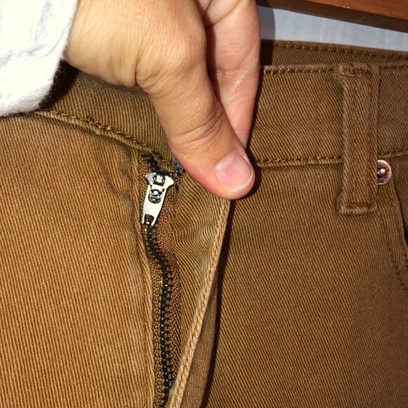 Southpole 34 x 30 Flex The Movement Stretch Denim in Taupe - Picture 10 of 16